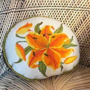 Vintage 1970s Needlepoint orange Lily flower design throw pillow round 15 "